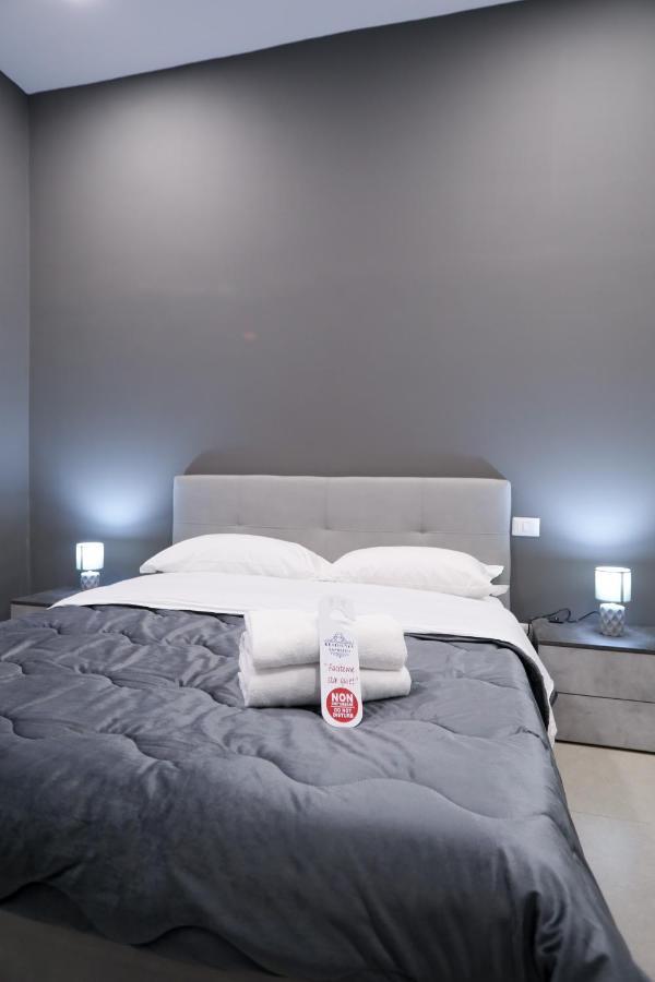 Residenza Esposito Economy Rooms Наполи Екстериор снимка